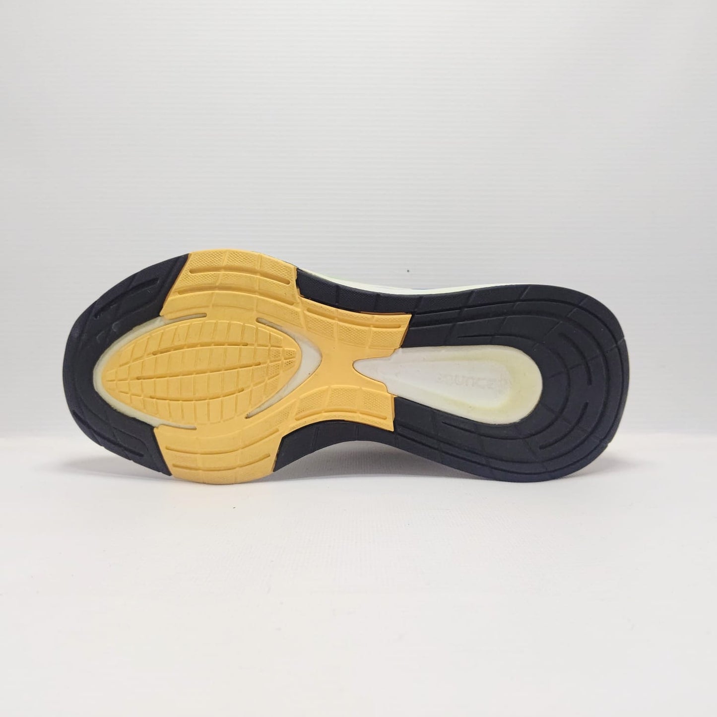 Adidas EQ21