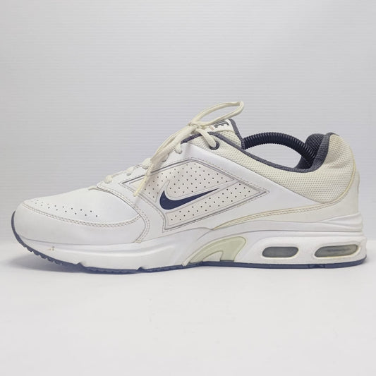 Nike Health Walker 8