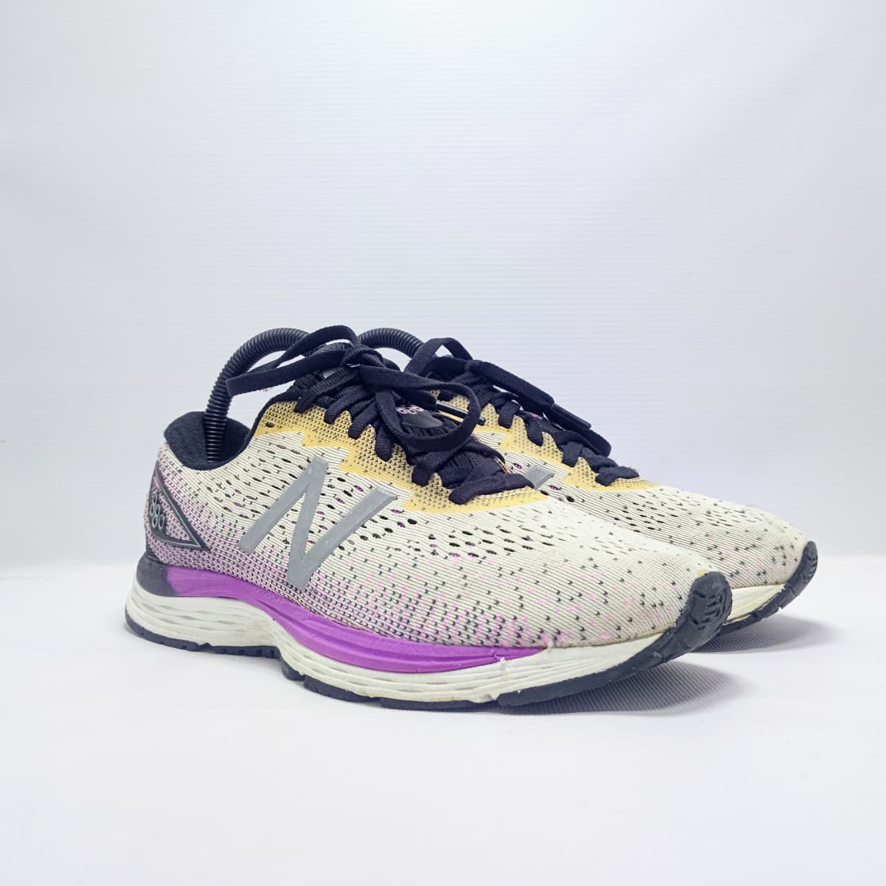 New Balance 880 V9