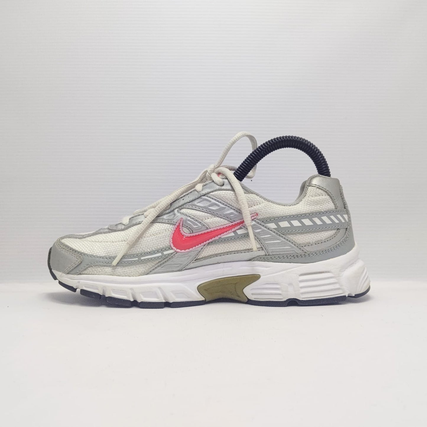 Nike Initiator