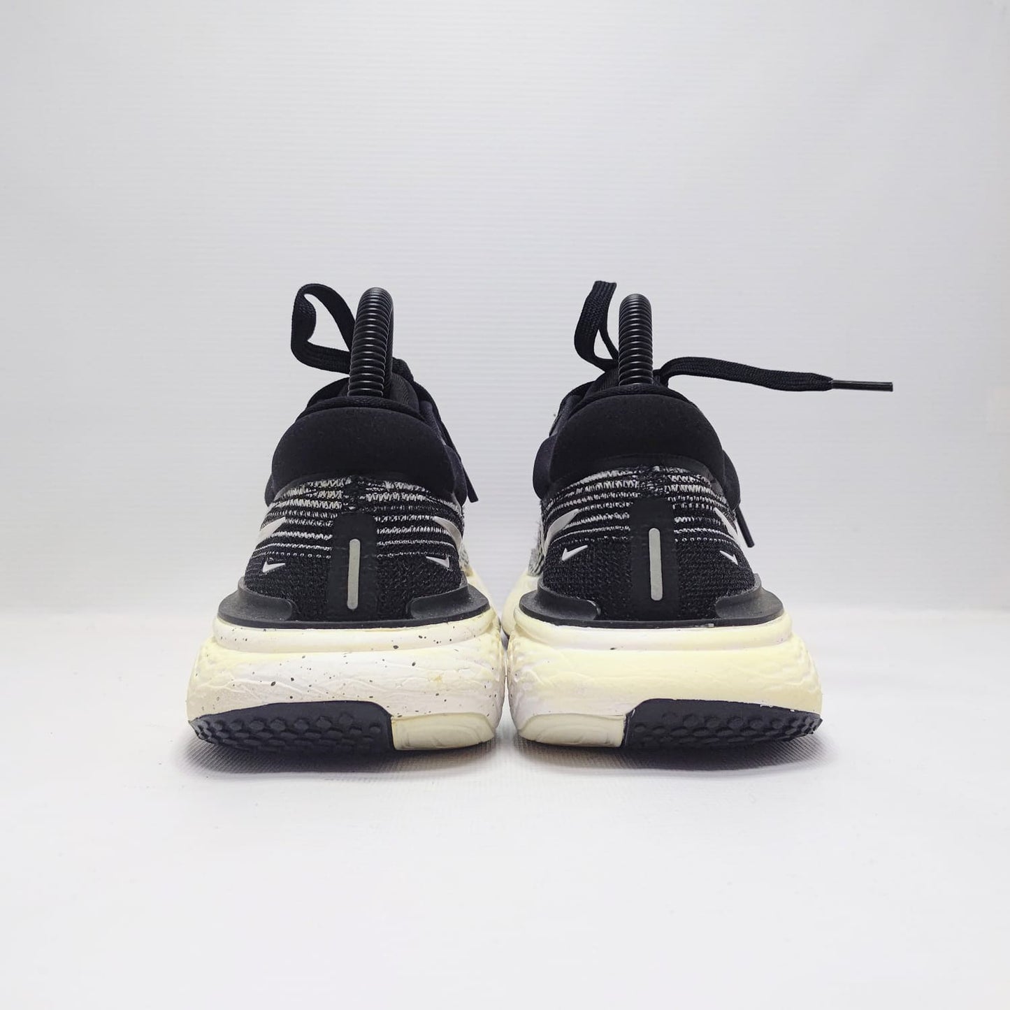 NIKE ZOOMX