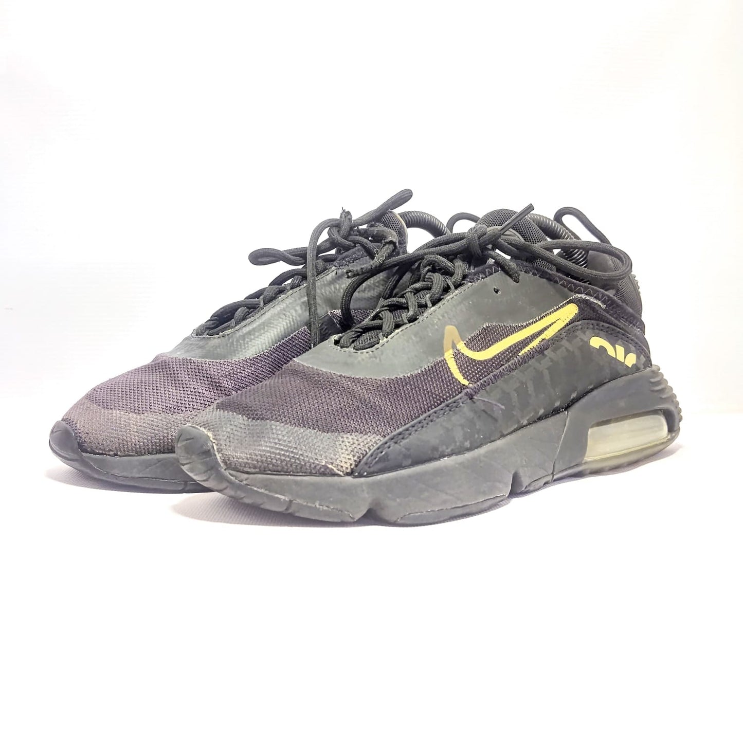 NIKE RUNNING SHIOES