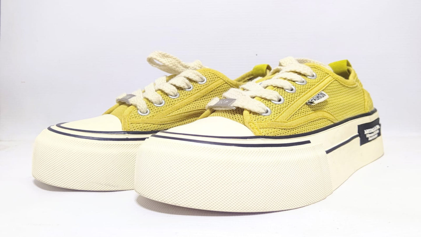 BRANDED SNEAKERS