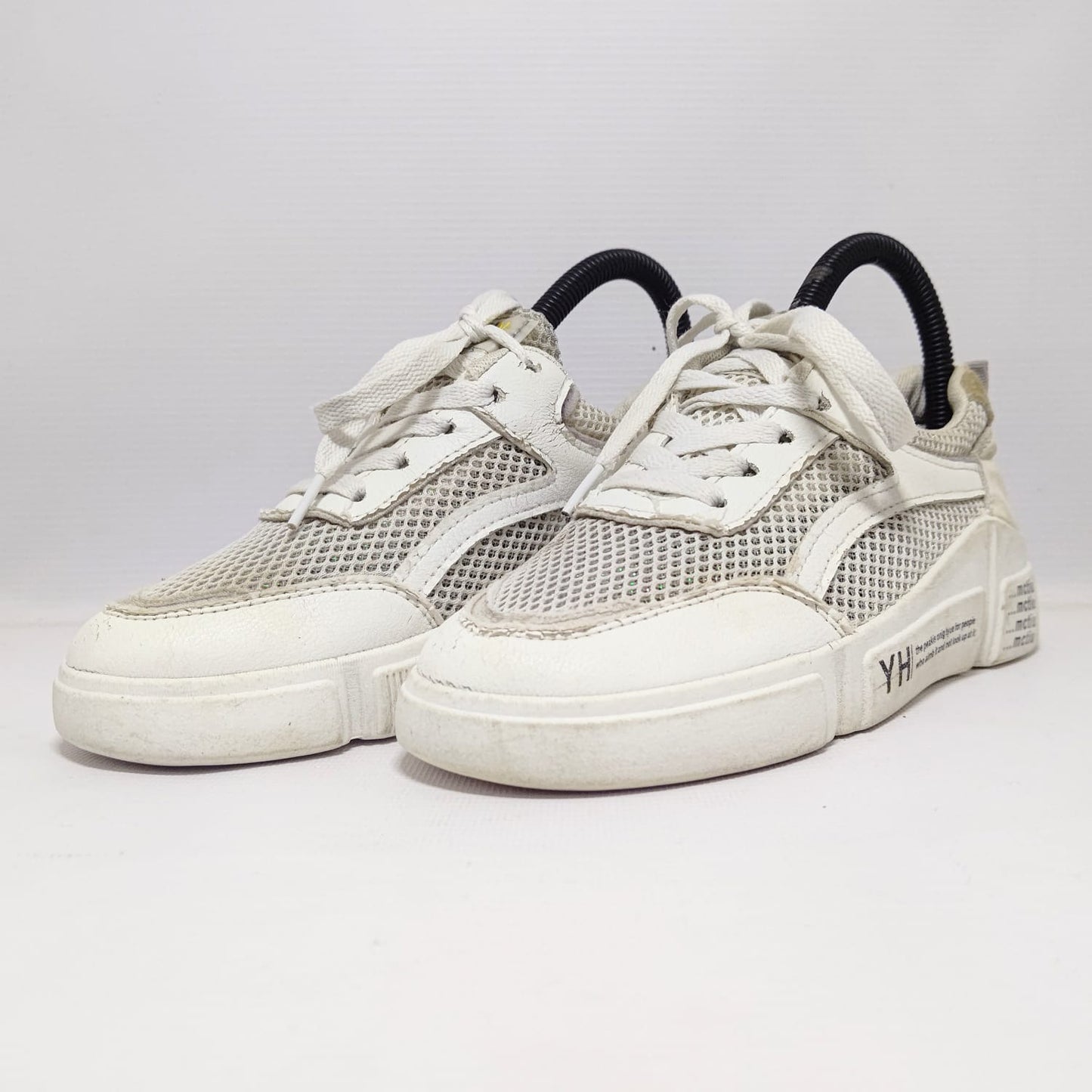 Festival Sebastian Sneakers