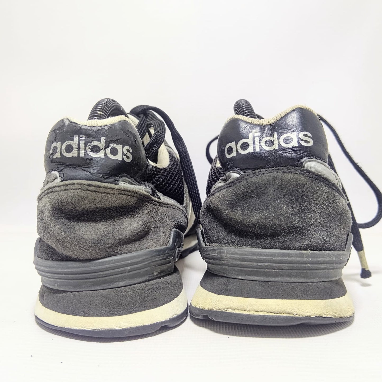 Adidas Neo 10k Carbon