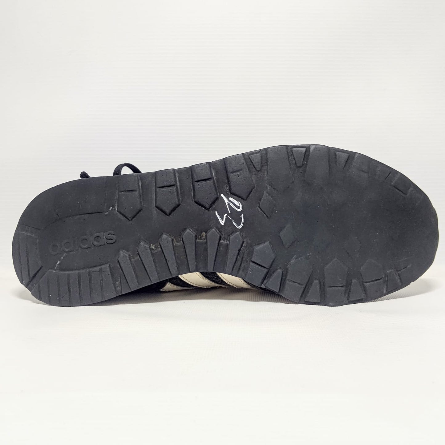 Adidas Neo 10k Carbon