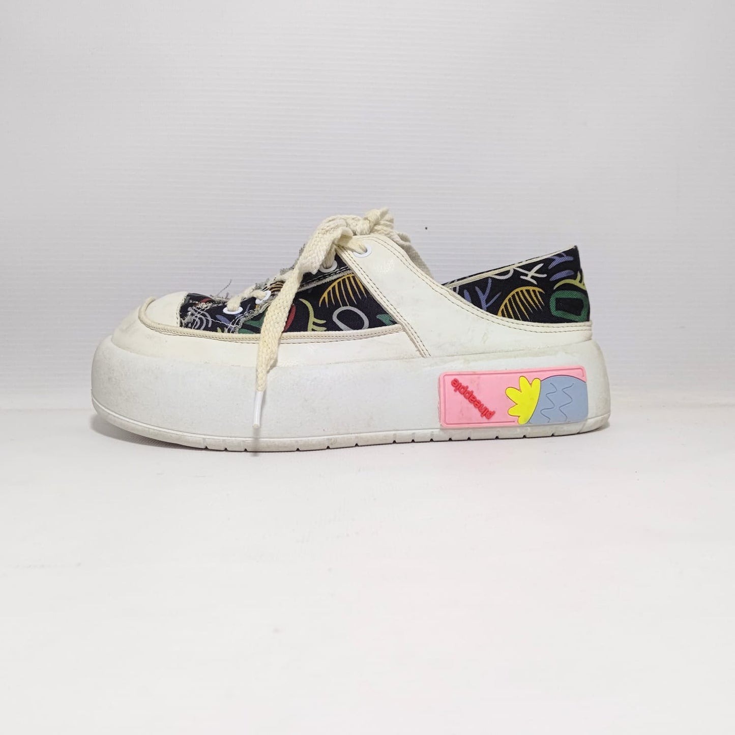 Multi Color Designed Sneaers