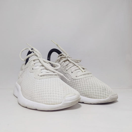 Nike Tanjun Sneakers