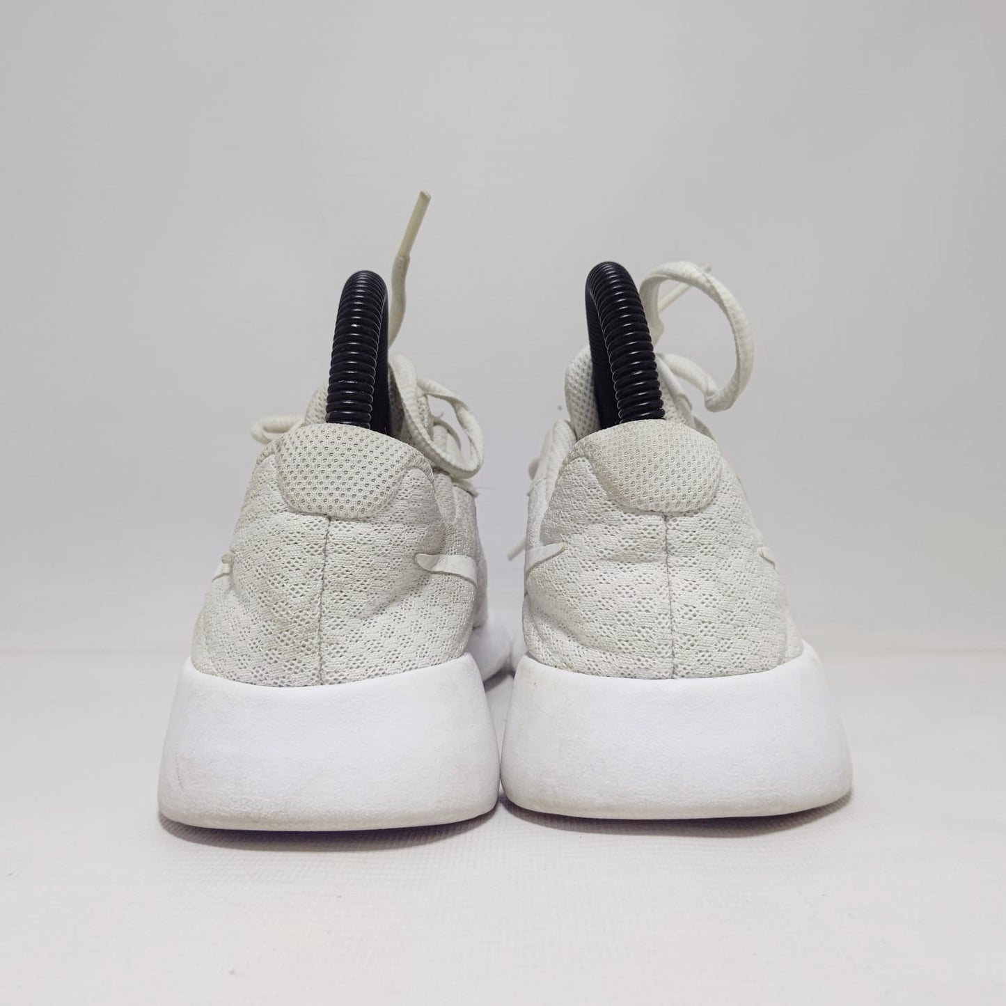Nike Tanjun Sneakers