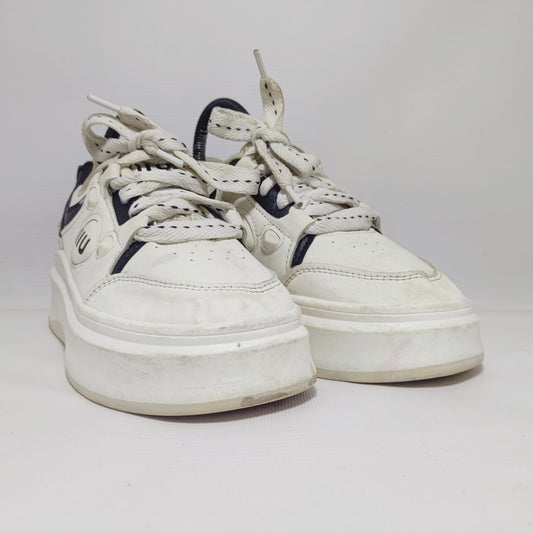 White Classic Sneakers