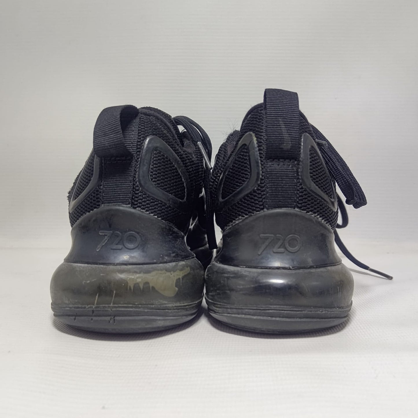 Nike Air Max 720