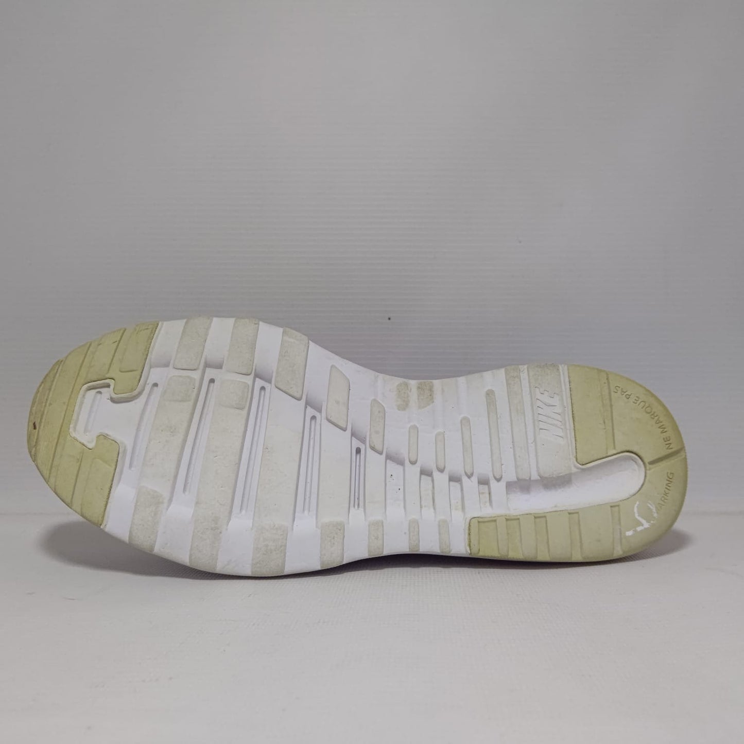 Nike Vibenna Running Shoes