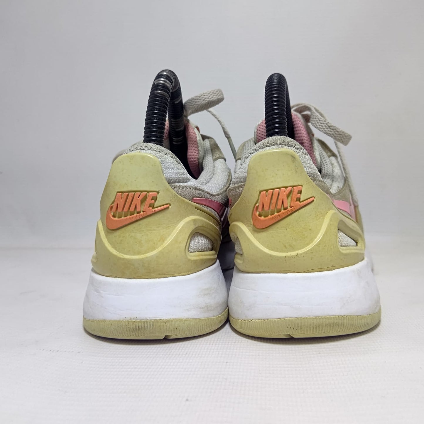 Nike Vibenna Running Shoes