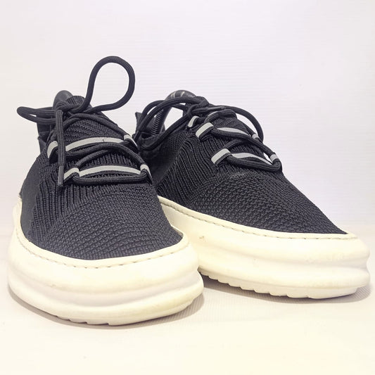 Black Casual Sneakers