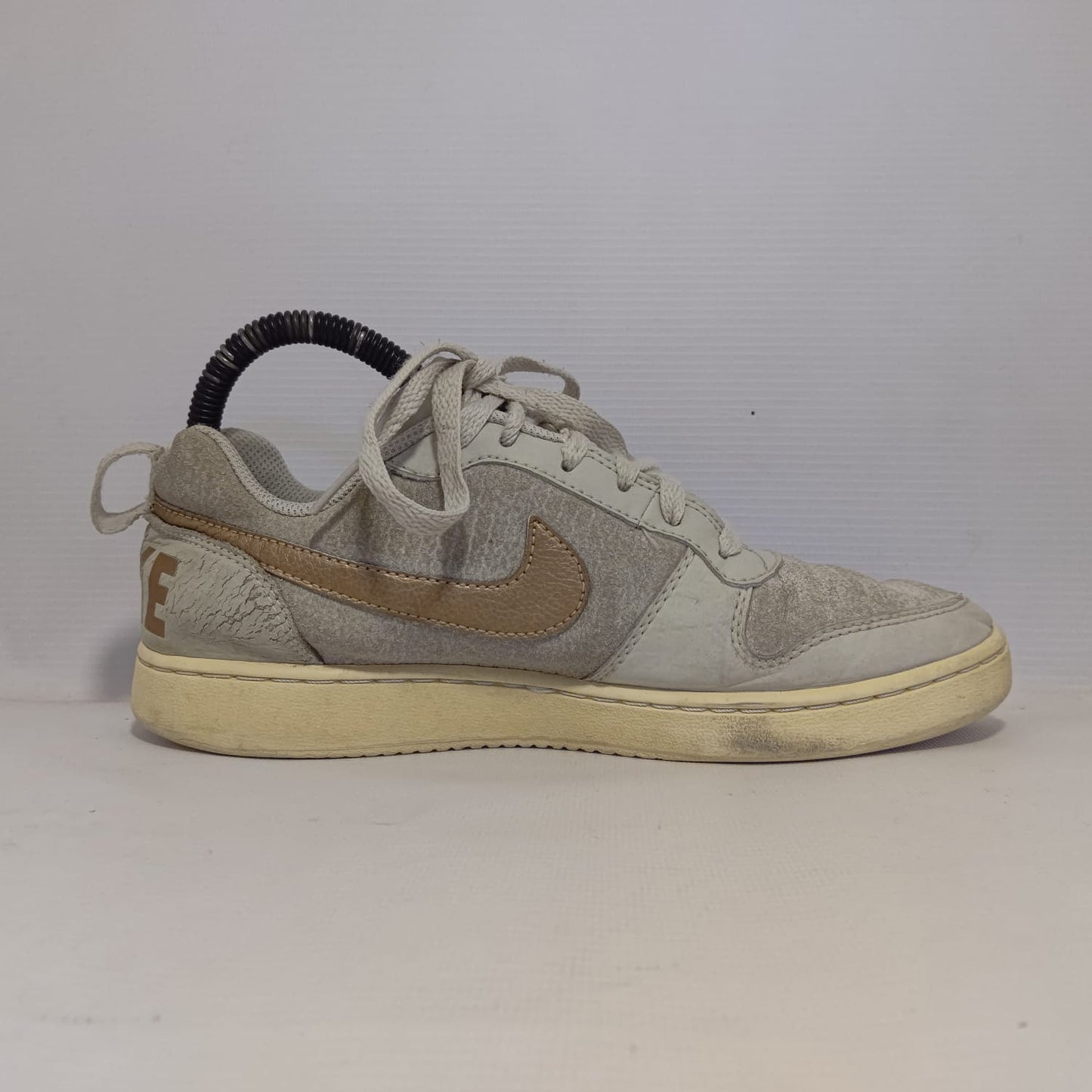 Nike Court Borough Low Sneakers