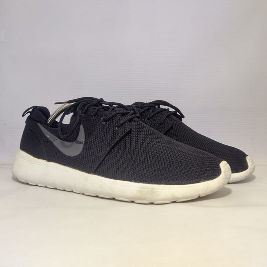Nike Roshe One Shoes