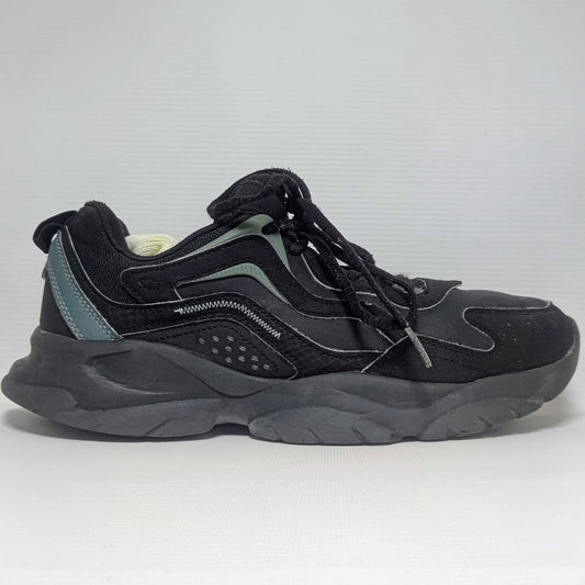 Black Athletic Shoes