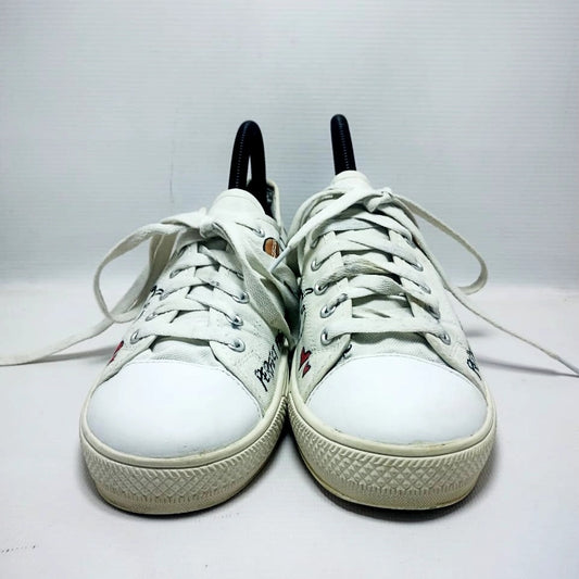 canvas low-top sneakers