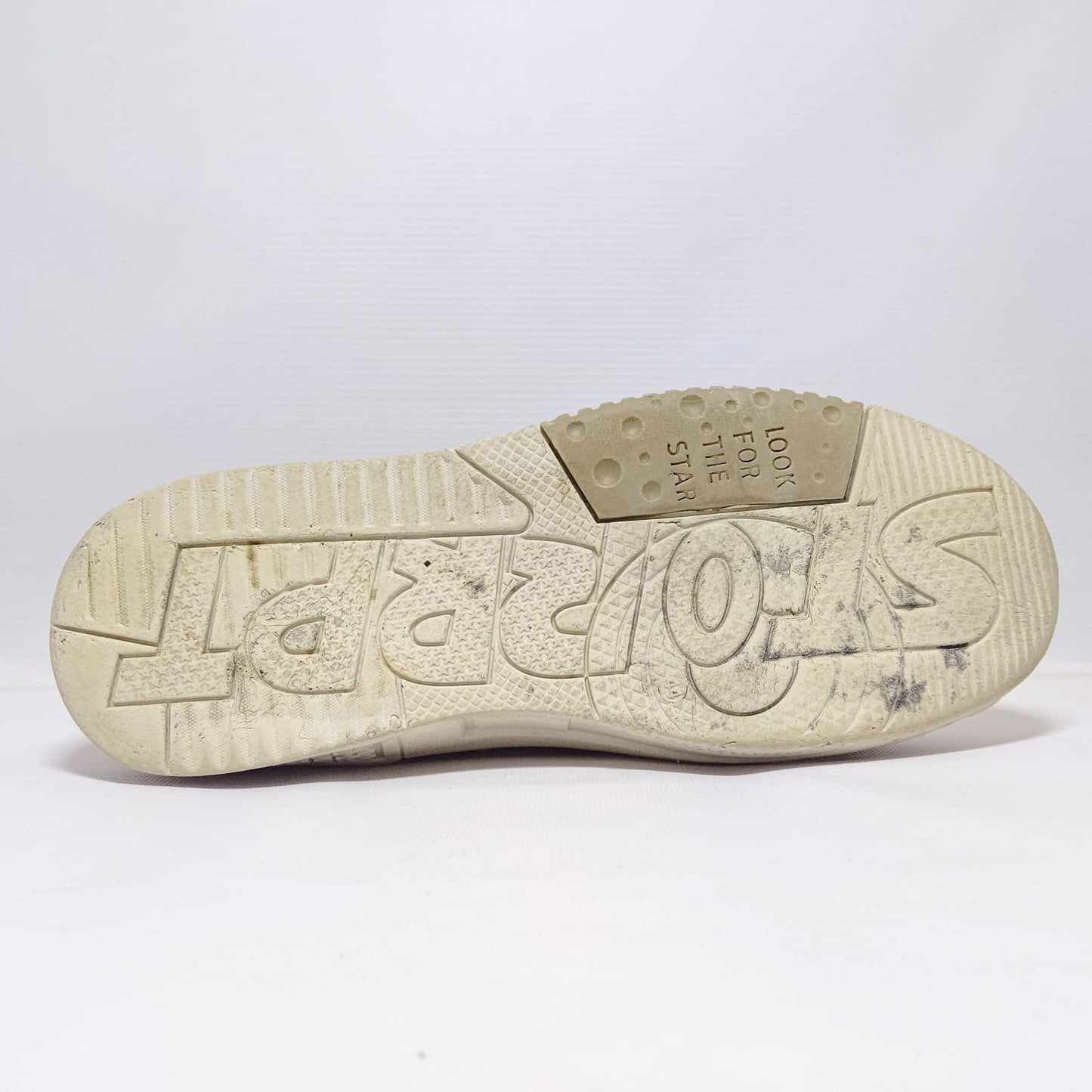 DESIGNER SHOE