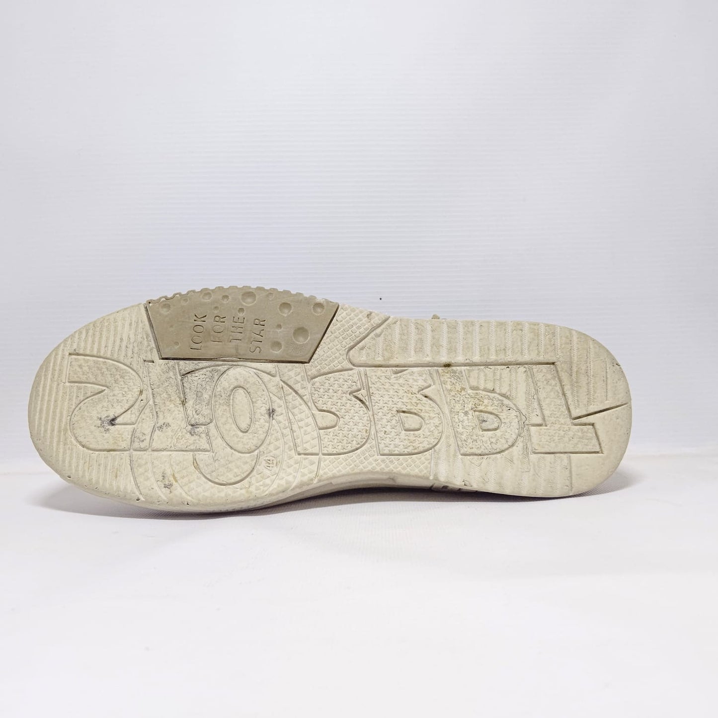 DESIGNER SHOE