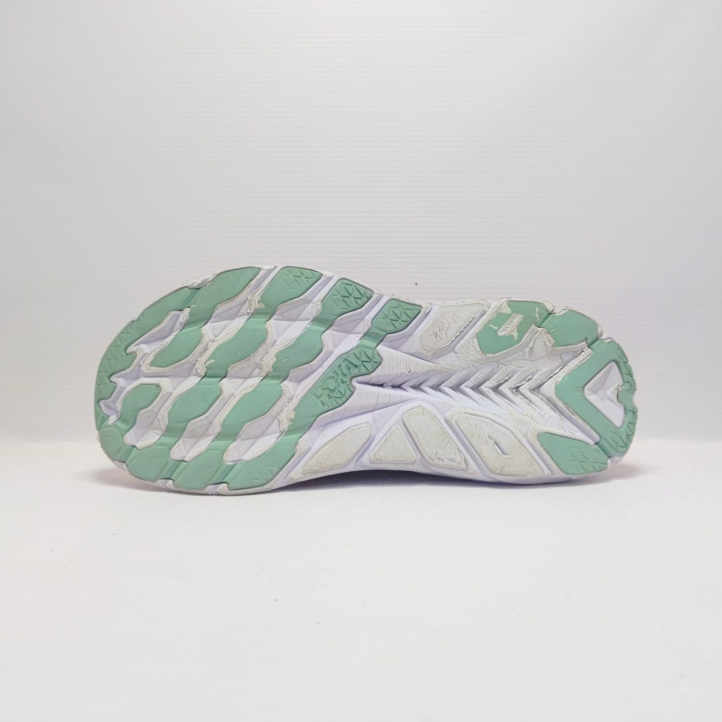 Hoka Clifton 8