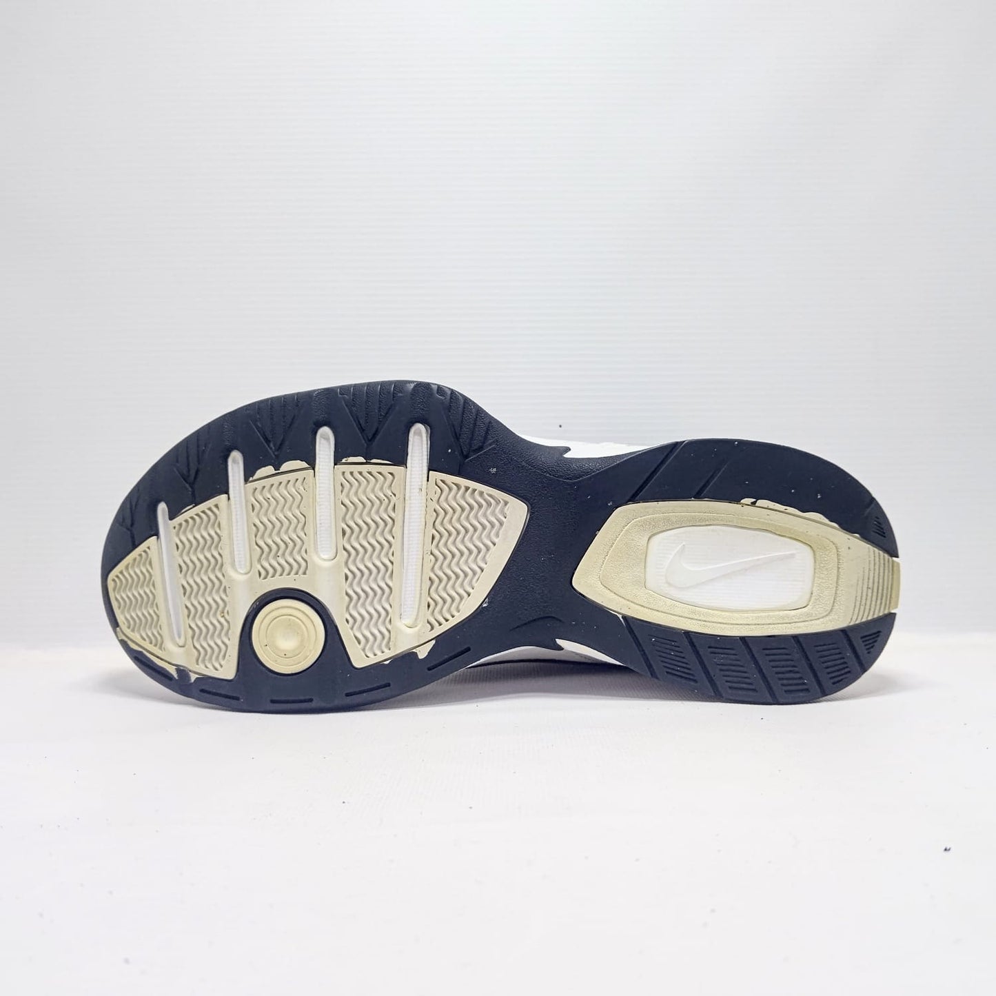 Nike Air Monarch IV