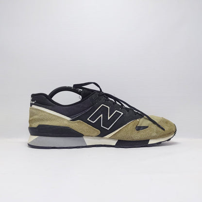 New Balance 446
