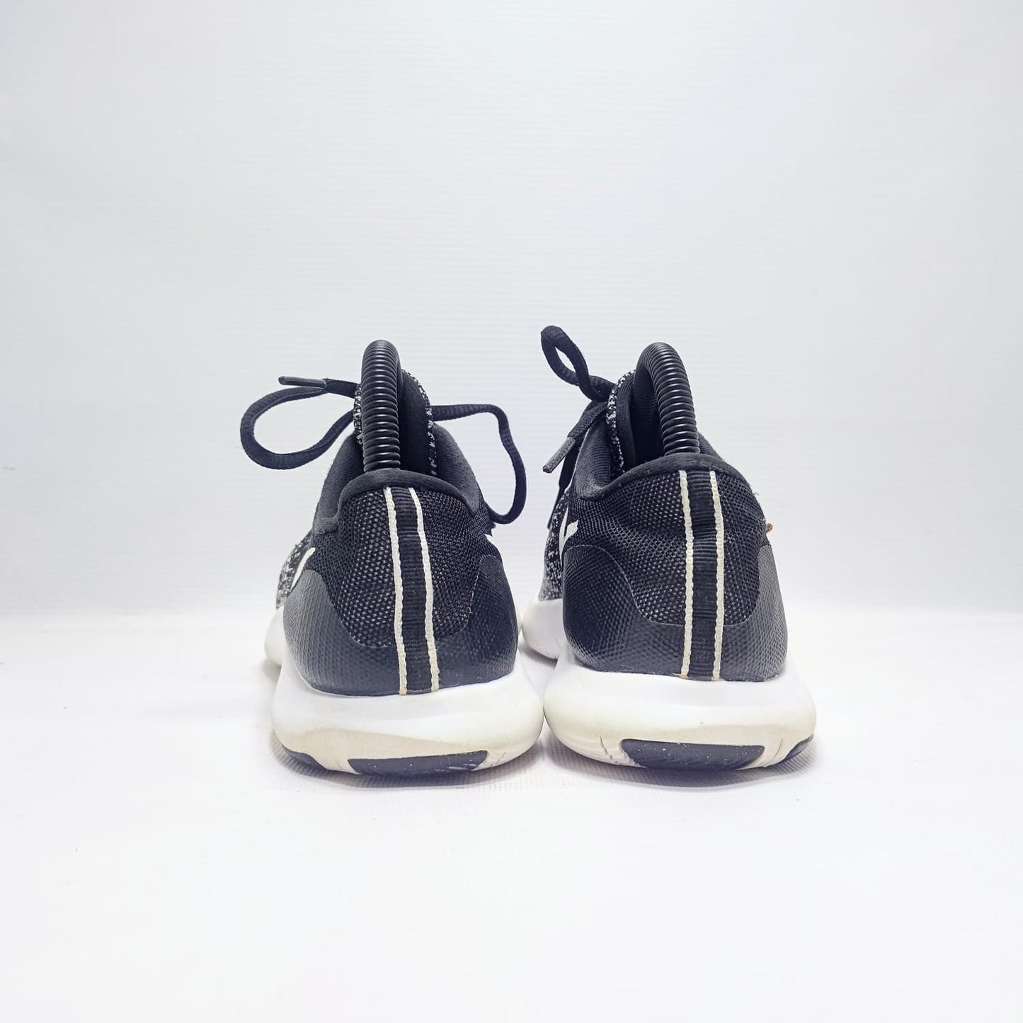 NIKE FLEX CONTACT