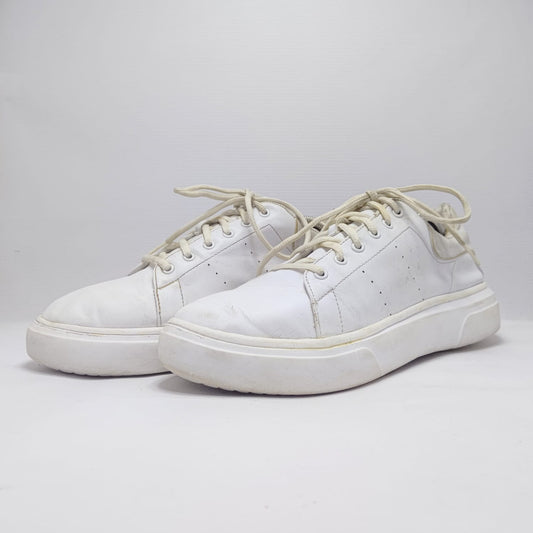 Light Weight White Sneakers Leather Top with Rubber Sole