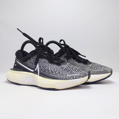 NIKE ZOOMX