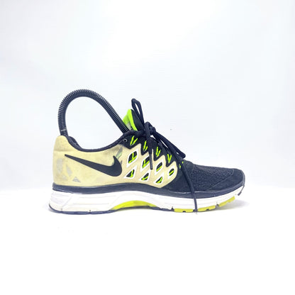 NIKE VOMERO 9