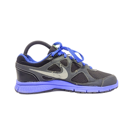 NIKE REVOLUTION