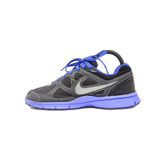 NIKE REVOLUTION