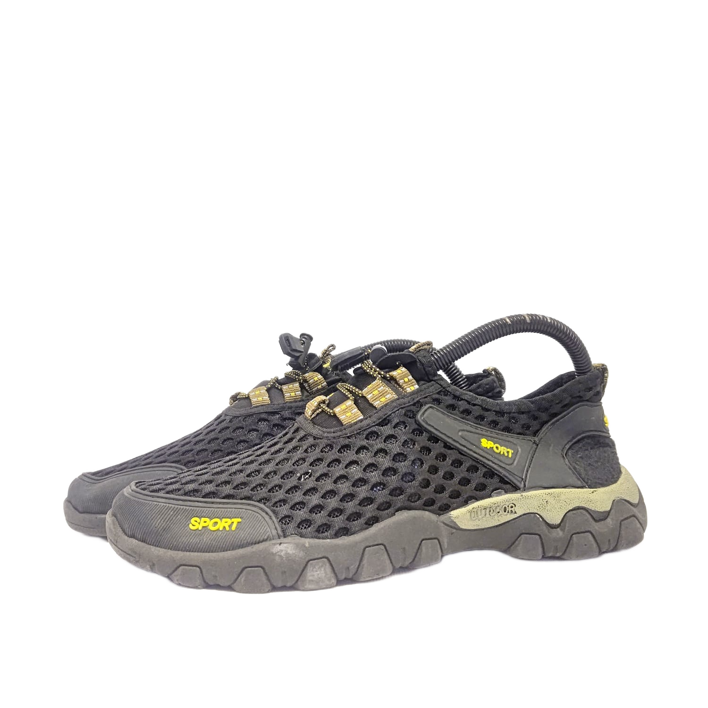 CHINA BRANDED SNEAKERS