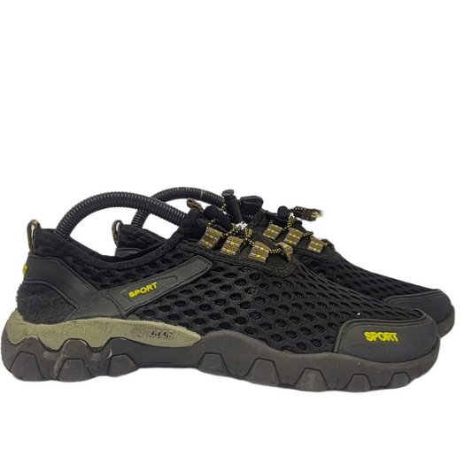 CHINA BRANDED SNEAKERS