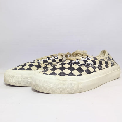 VANS BRANDED SNEAKERS
