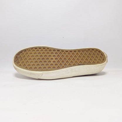 VANS BRANDED SNEAKERS