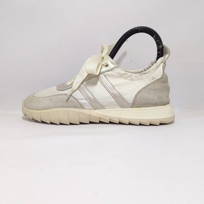 Sadisa Inner Heightening Moral Training Shoes for Women