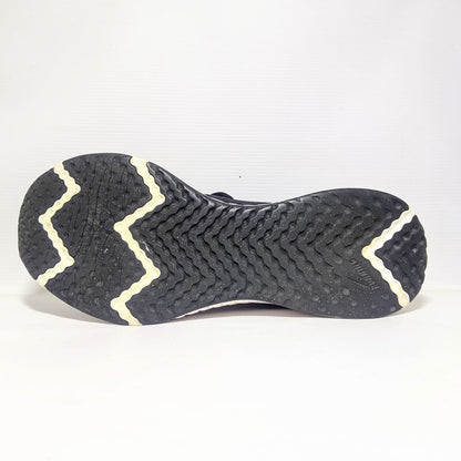 Nike Revolution