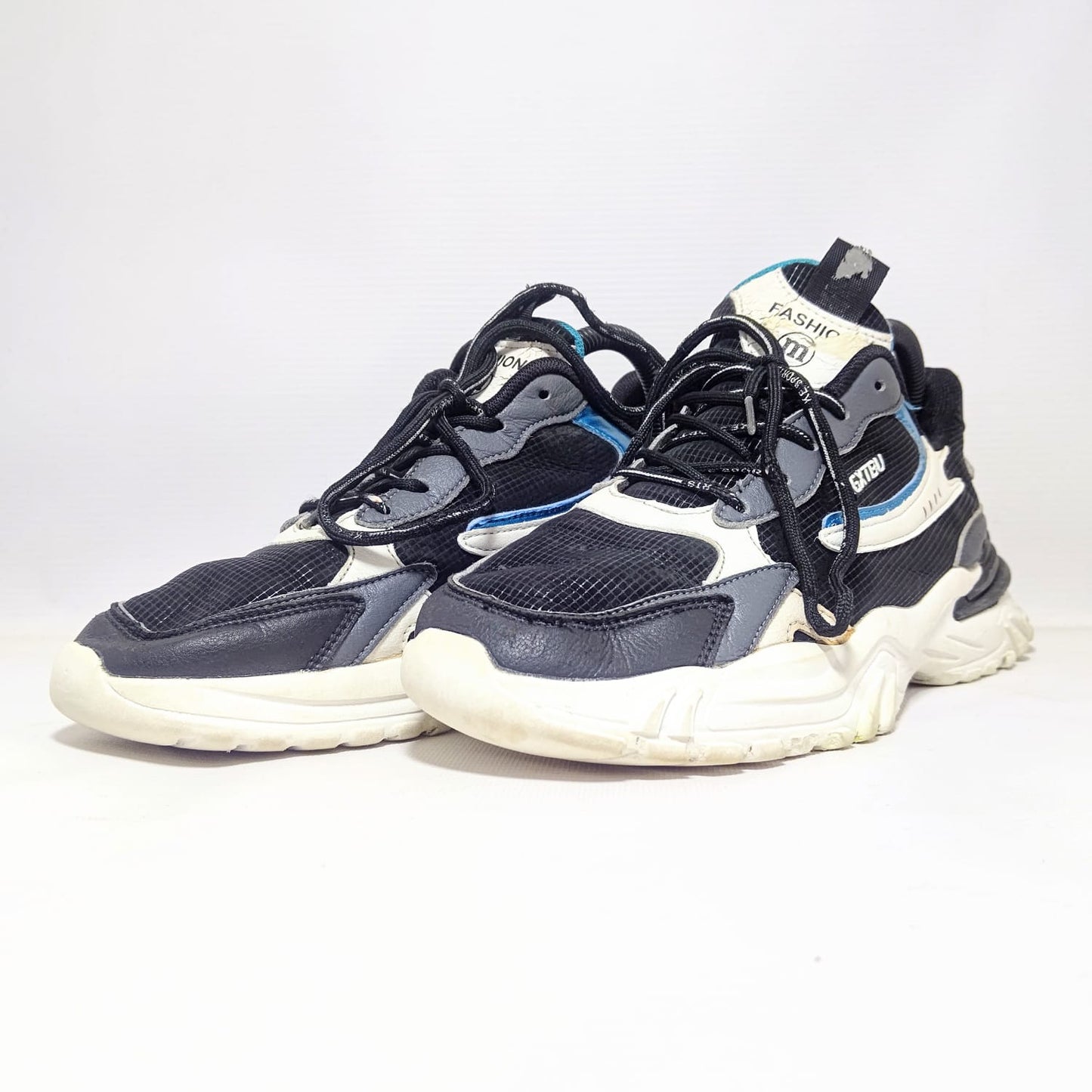 XGXTBU Shoes