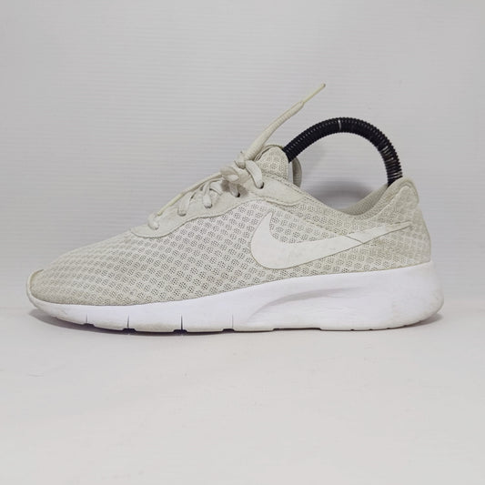 Nike Tanjun Sneakers