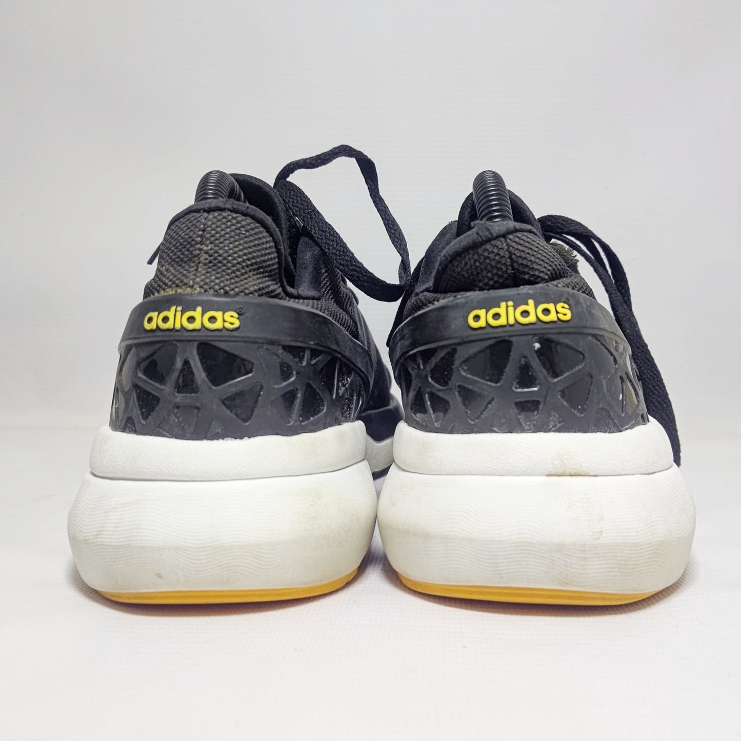 Adidas Cloud Foam Flow