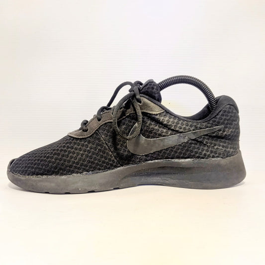 Nike Black Sneakers