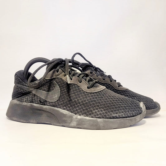 Nike Black Sneakers