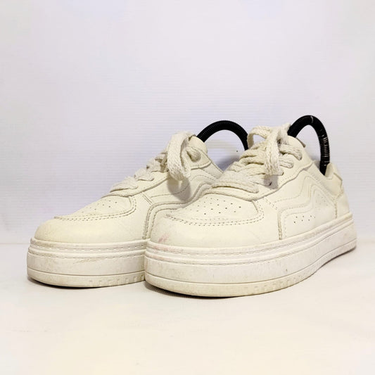 White Casual Sneaker with Leather Top and Rubber Sole For Boys and Girls