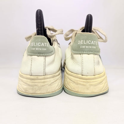 Casual Sneakers