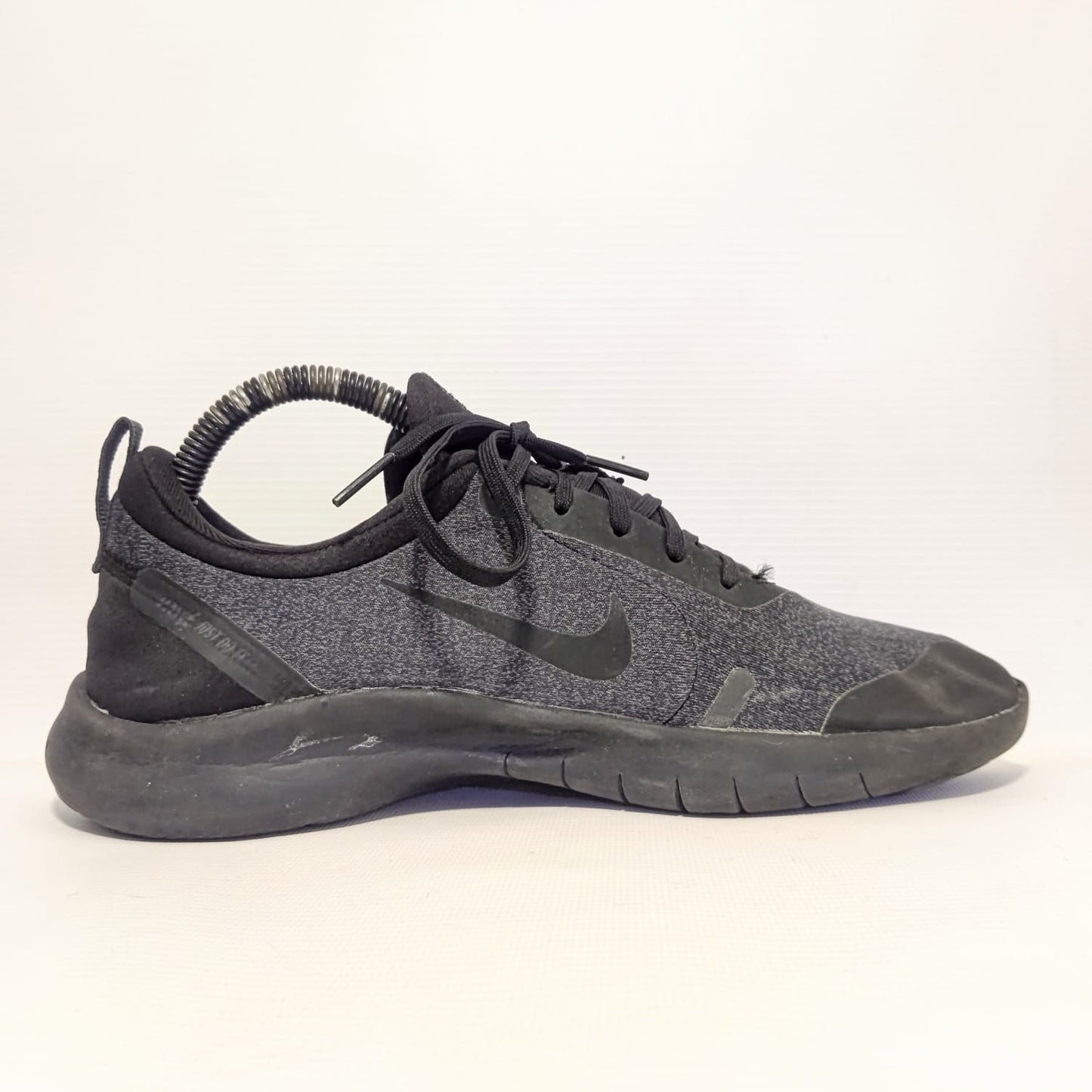 Nike Flex Experience 8