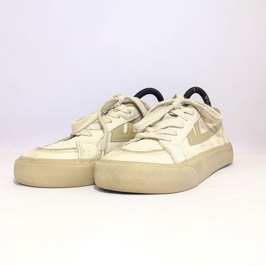 Warrior Beige Color Vintage Shoes