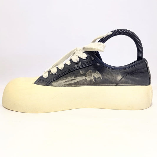 Mabni Sneakers