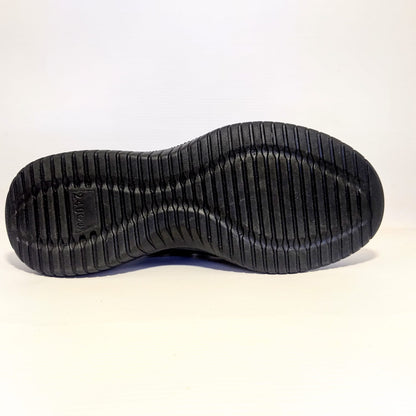 Breathable Black Shoes